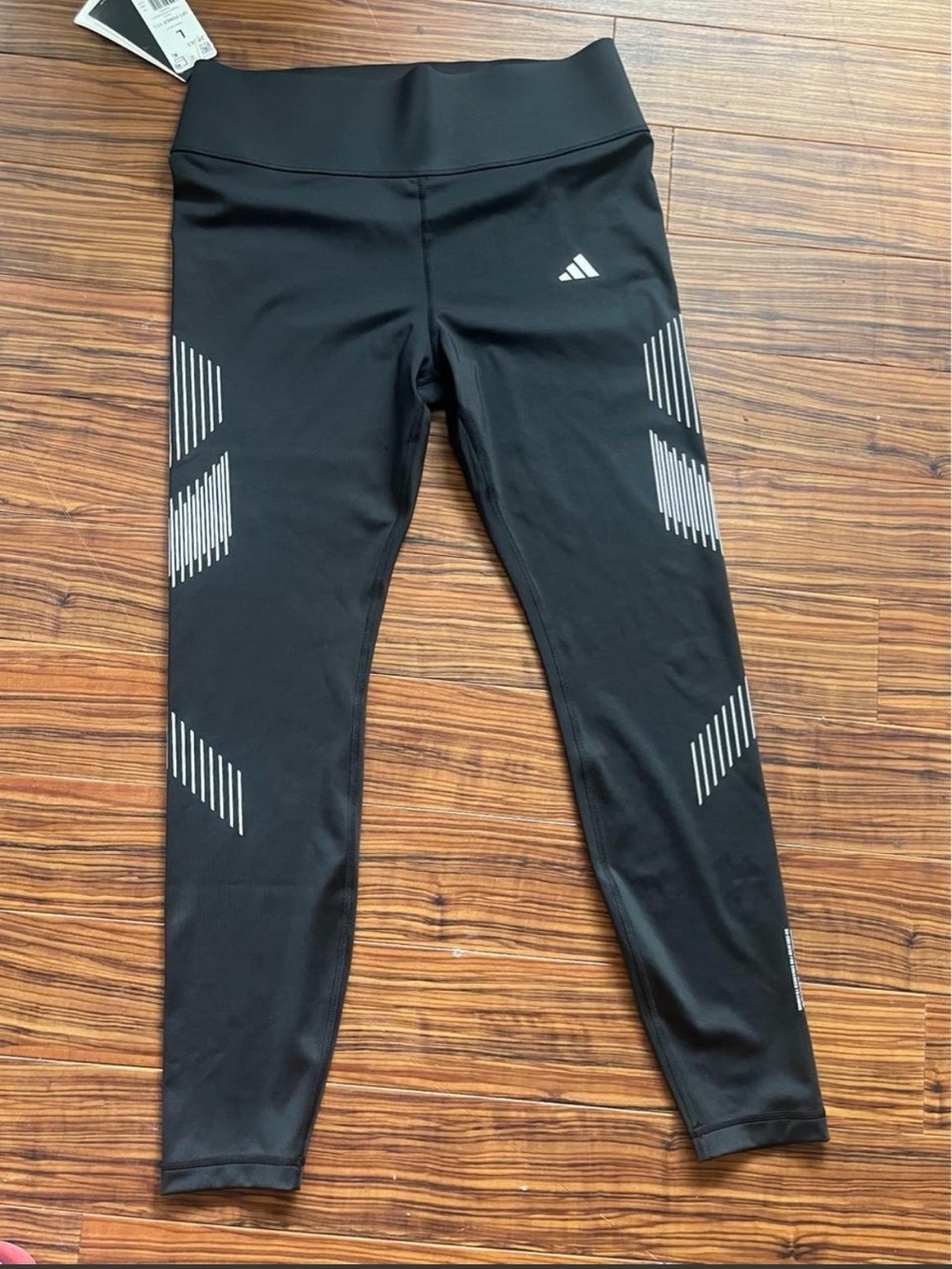 NEVER WORN Adidas Black Active Leggings with Reflective Accent